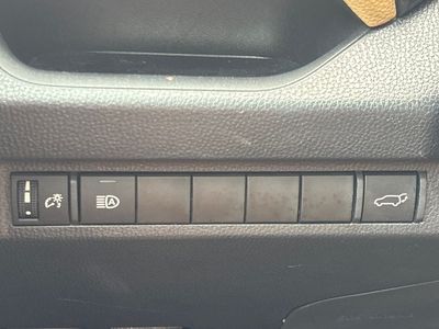2023 Toyota RAV4 - Photo 24