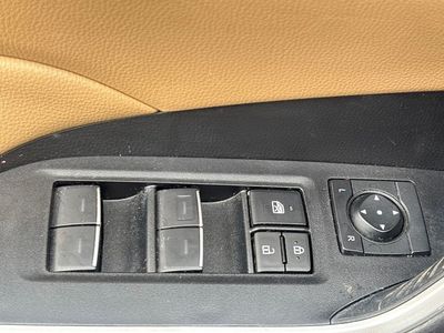 2023 Toyota RAV4 - Photo 6