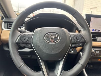 2023 Toyota RAV4 - Photo 19