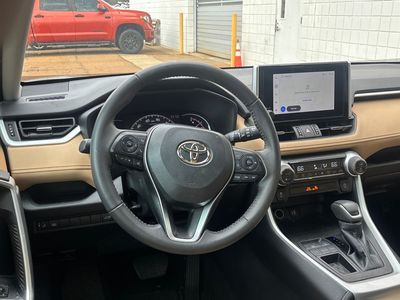 2023 Toyota RAV4 - Photo 4