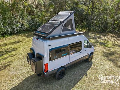 2026 OUTSIDE VAN - Photo 17