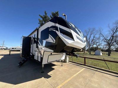 2022 Dutchmen RV Voltage - Photo 1