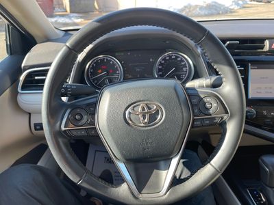 2018 Toyota Camry - Photo 19