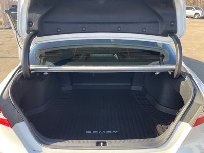 2018 Toyota Camry - Photo 17