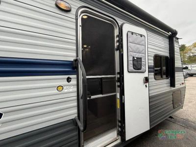 2021 Gulf Stream RV Gulfstream — photo 32 view