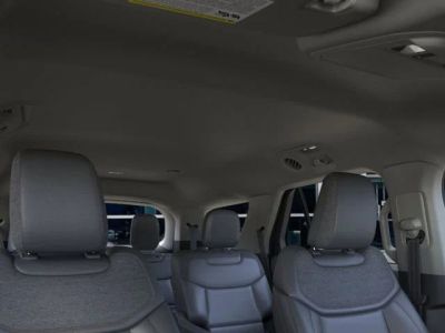 2026 Ford Explorer — photo 22 view