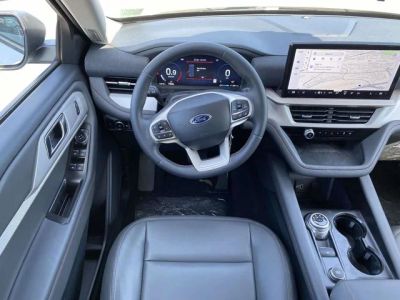 2026 Ford Explorer — photo 11 view