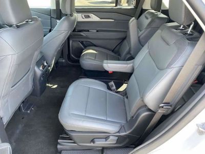 2026 Ford Explorer — photo 12 view