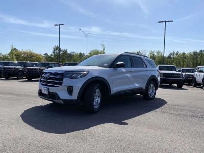 2026 Ford Explorer — photo 7 view