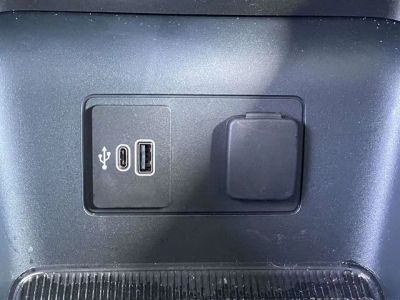 2026 Ford Explorer — photo 18 view