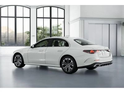 2026 Mercedes-Benz E-Class - Photo 30