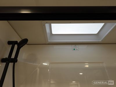 2025 Alliance RV Paradigm - Photo 12