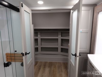 2025 Alliance RV Paradigm - Photo 9