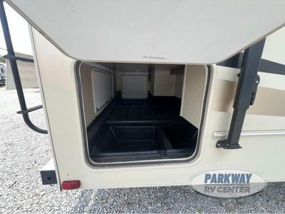 2019 Coachmen RV Leprechaun - Photo 5