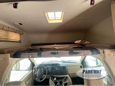 2019 Coachmen RV Leprechaun - Photo 9