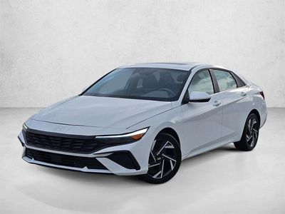 2025 Hyundai Elantra - Photo 1