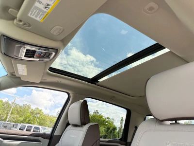 2026 Ram 1500 — photo 18 view