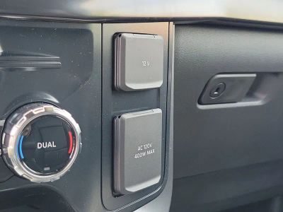 2025 Ford F-150 — photo 27 view