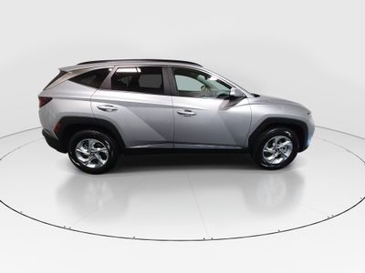 2024 Hyundai Tucson — photo 8 view