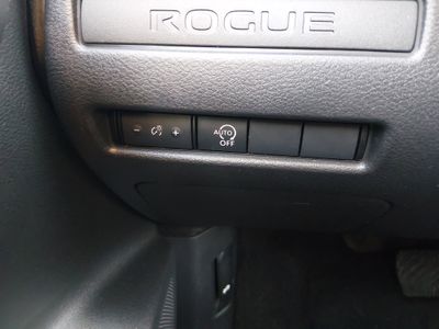 2024 Nissan Rogue — photo 13 view
