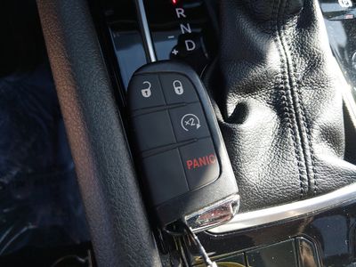 2025 Jeep Compass - Photo 15
