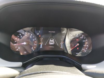 2025 Jeep Compass - Photo 14