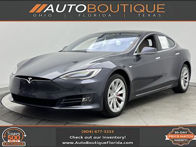 2020 Tesla Model S - Photo 1