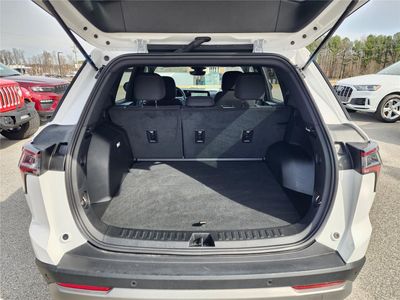 2026 2026 Chevrolet Equinox AWD - Photo 4