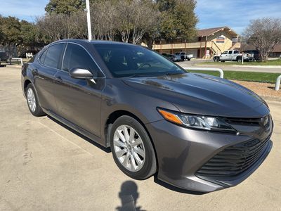 2020 Toyota Camry - Photo 8