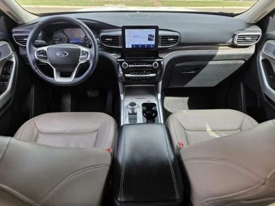 2022 Ford Explorer - Photo 9