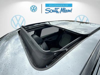 2026 Volkswagen Tiguan — photo 16 view