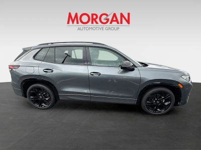 2026 Volkswagen Tiguan — photo 8 view