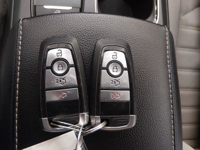 2020 Ford Fusion - Photo 15