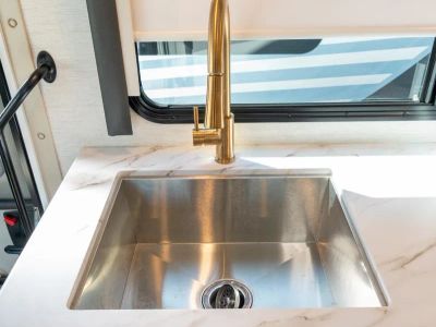 2025 Thor Motor Coach FOUR WINDS - Photo 9