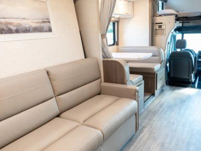 2025 Thor Motor Coach FOUR WINDS - Photo 12