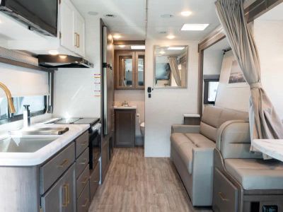 2025 Thor Motor Coach FOUR WINDS - Photo 5