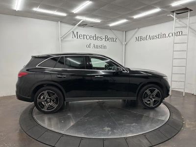 2026 Mercedes-Benz GLC - Photo 8