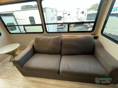2021 Grand Design Solitude S-Class - Photo 12