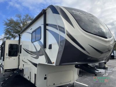 2021 Grand Design Solitude S-Class - Photo 1