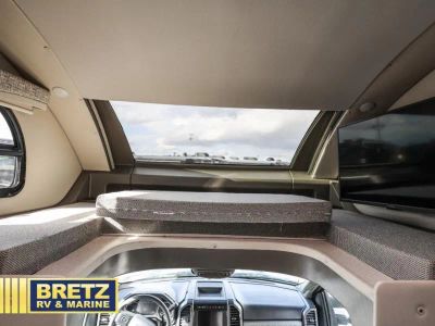 2023 Thor Motor Coach Omni - Photo 14
