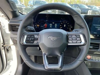 2026 Ford Mustang — photo 13 view