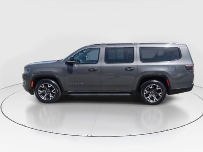 2023 Jeep Wagoneer L - Photo 4