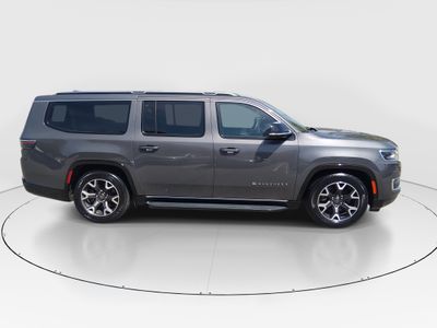 2023 Jeep Wagoneer L - Photo 8