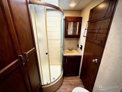 2018 Venture RV SportTrek - Photo 10