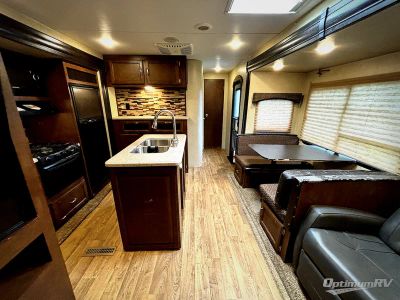 2018 Venture RV SportTrek - Photo 5