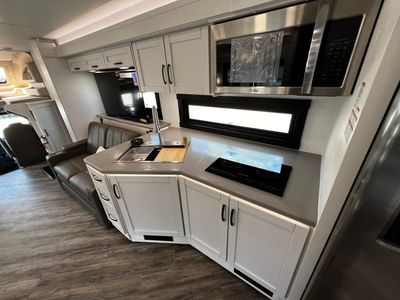 2026 Jayco SENECA - Photo 15