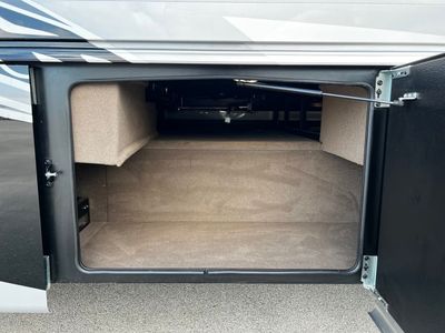 2026 Jayco SENECA - Photo 40