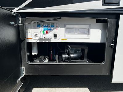 2026 Jayco SENECA - Photo 50