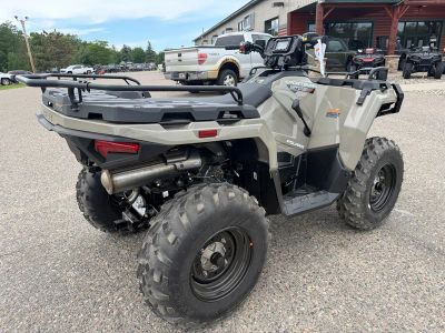 2026 Polaris Sportsman 570 EPS — interior view