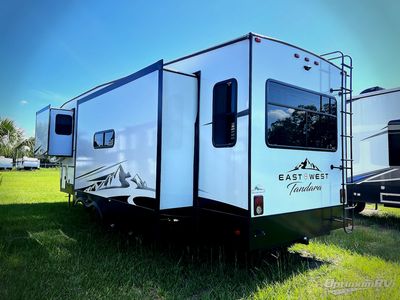 2024 East to West Tandara - Photo 2